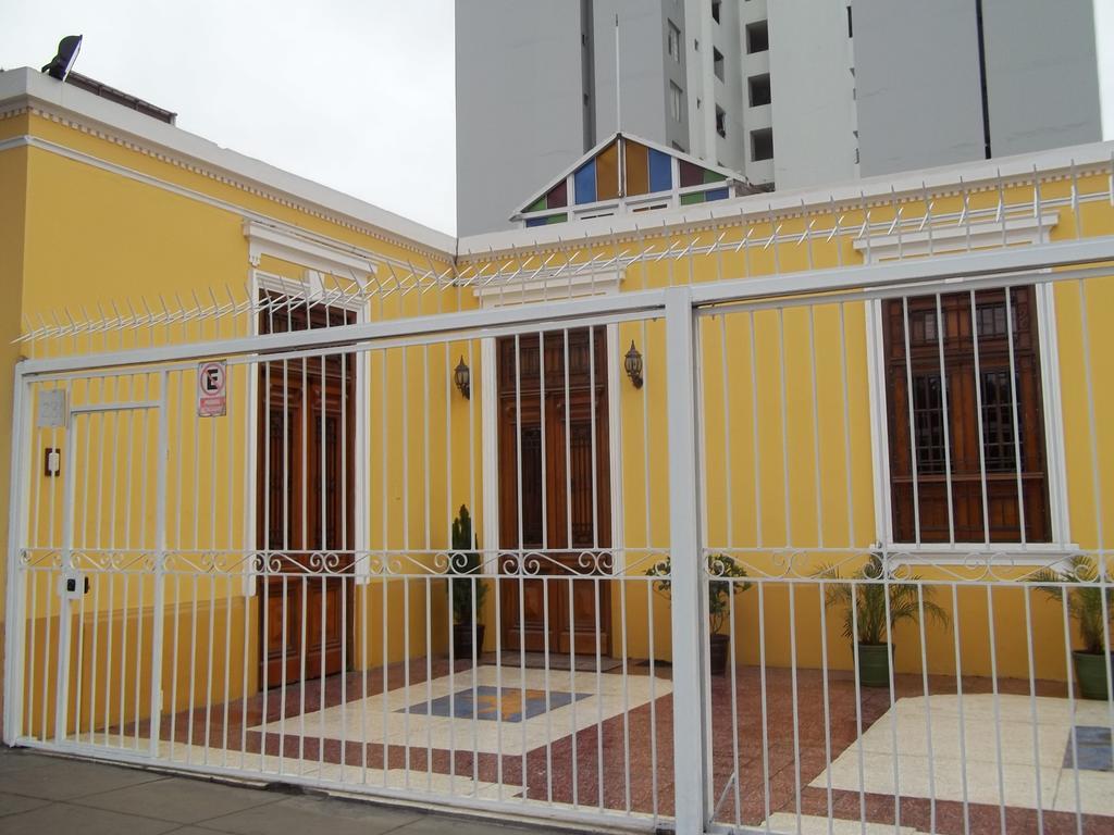 Residencial Miraflores B&B Lima Buitenkant foto